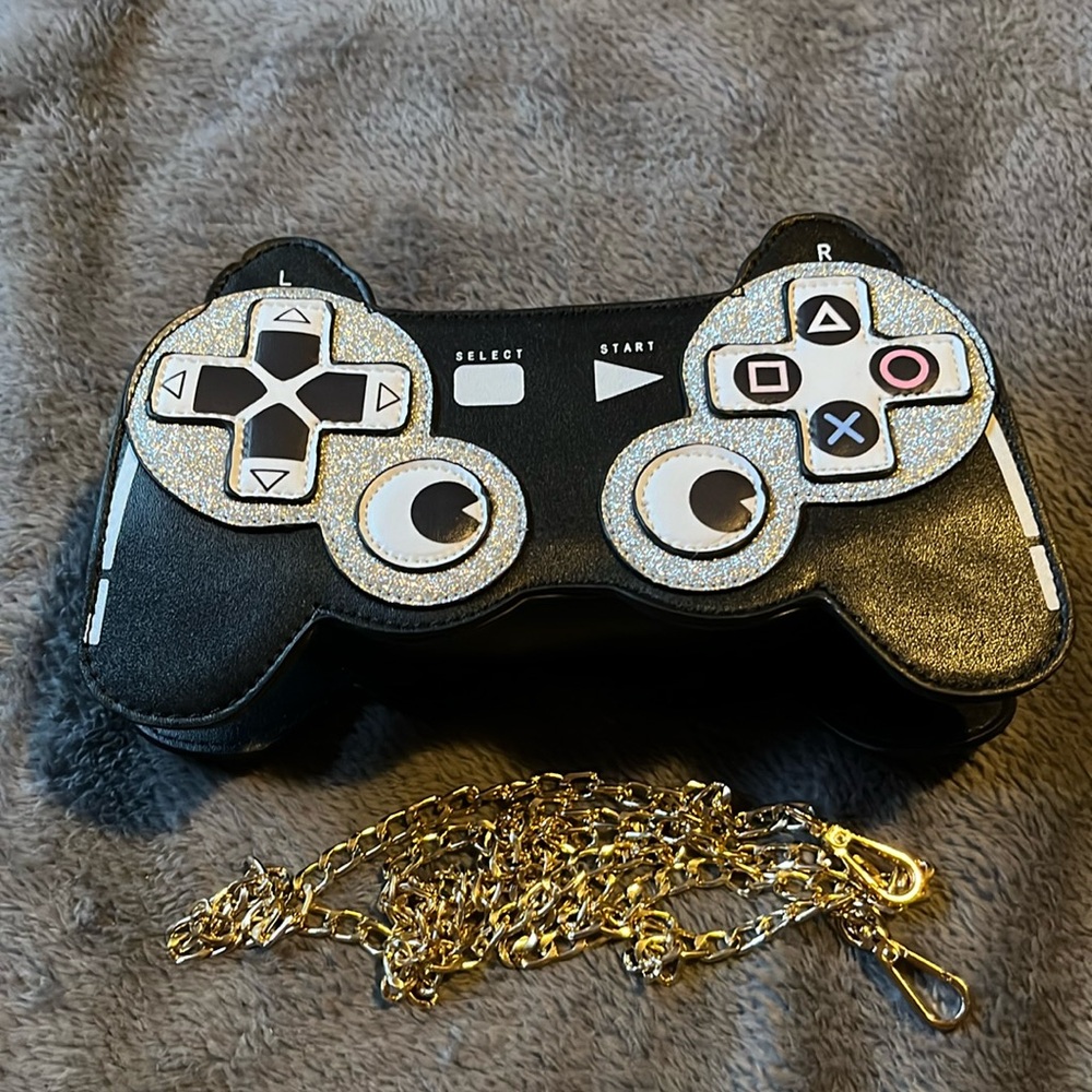 Novelty Purse - Game Controller